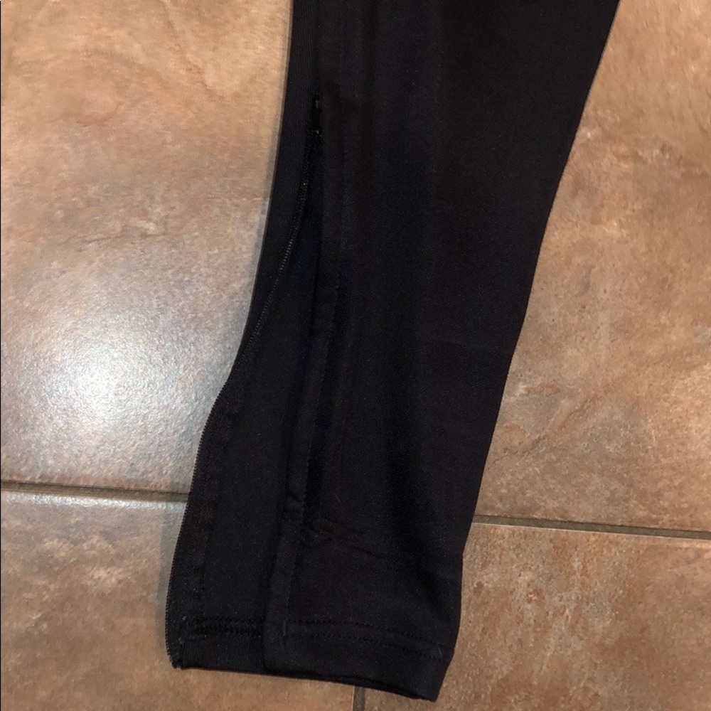 joggers - Picture 2 of 2